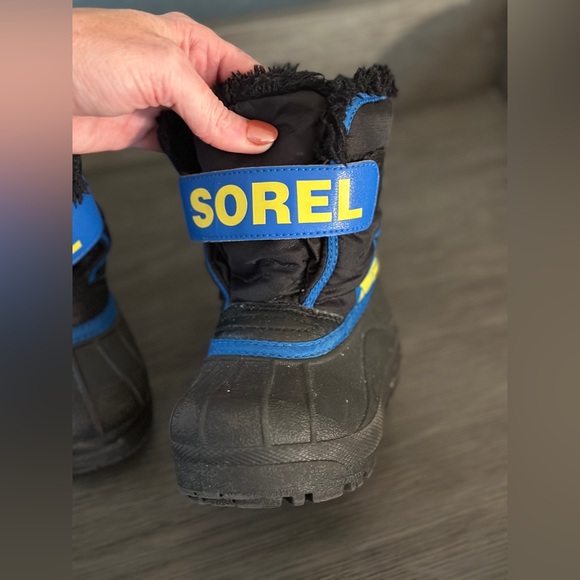 Sorel Commander Waterproof Insulated Winter Boots - Picture 5 of 14